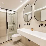 1#new 8 Personnes- Saint Germain Notre-dame * باريس