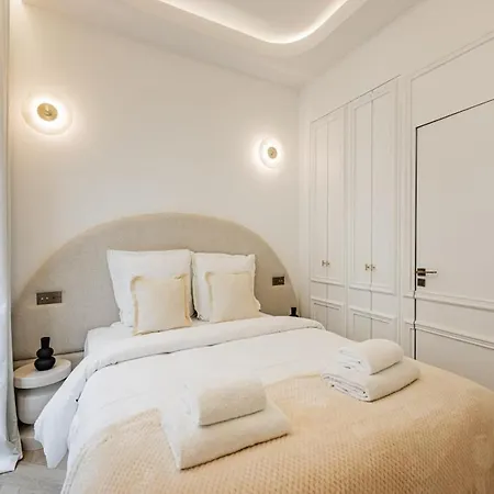 1#new 8 Personnes- Saint Germain Notre-dame 아파트 파리
