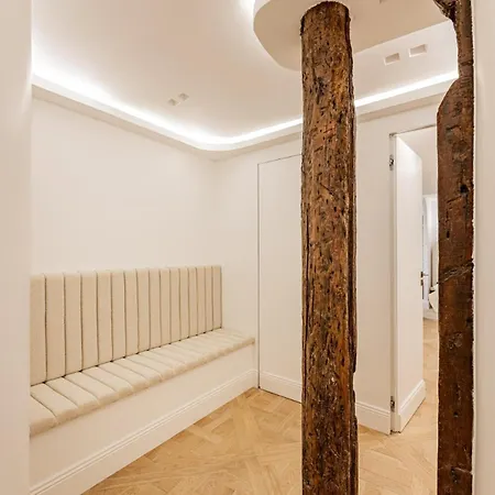 1#new 8 Personnes- Saint Germain Notre-dame 아파트 *